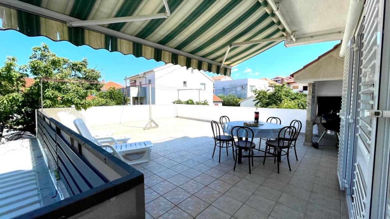 Apartment For 6 + Free Parking Place Zadar Dış mekan fotoğraf