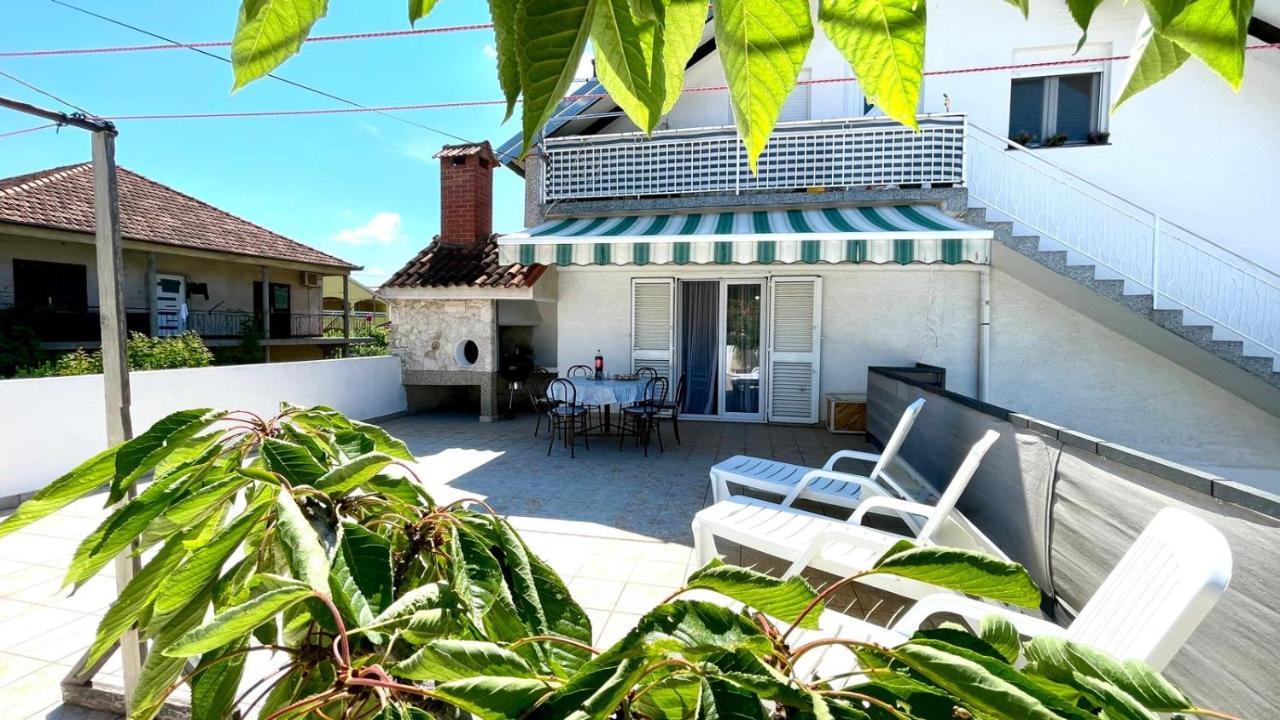 Apartment For 6 + Free Parking Place Zadar Dış mekan fotoğraf