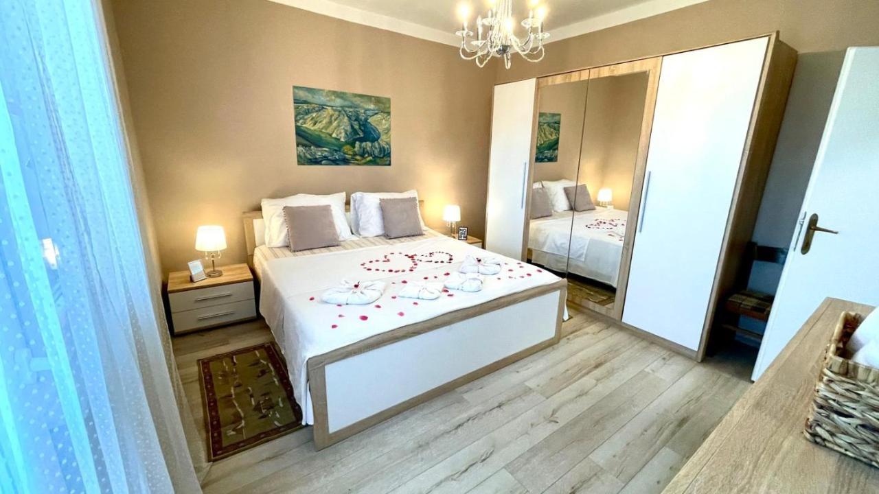 Apartment For 6 + Free Parking Place Zadar Dış mekan fotoğraf
