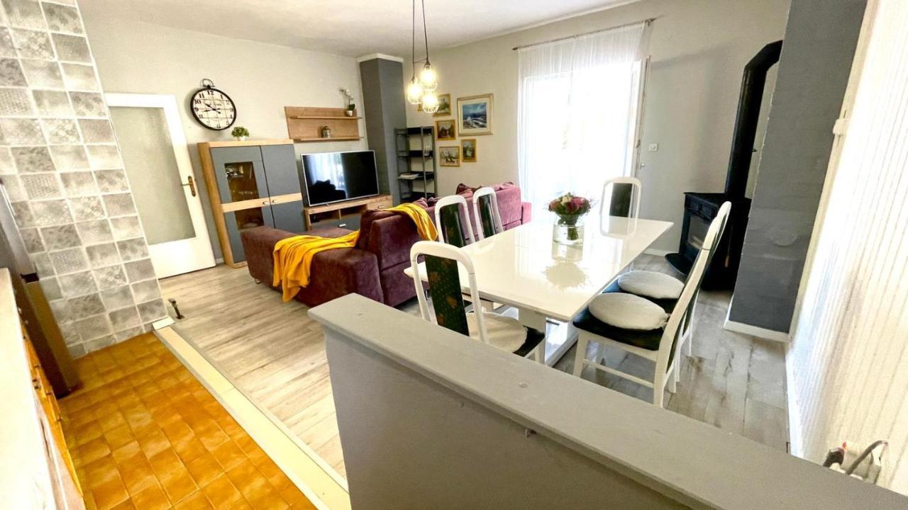 Apartment For 6 + Free Parking Place Zadar Dış mekan fotoğraf